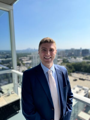 Portrait of Robert "Bobby" Bailey, Realtor ®